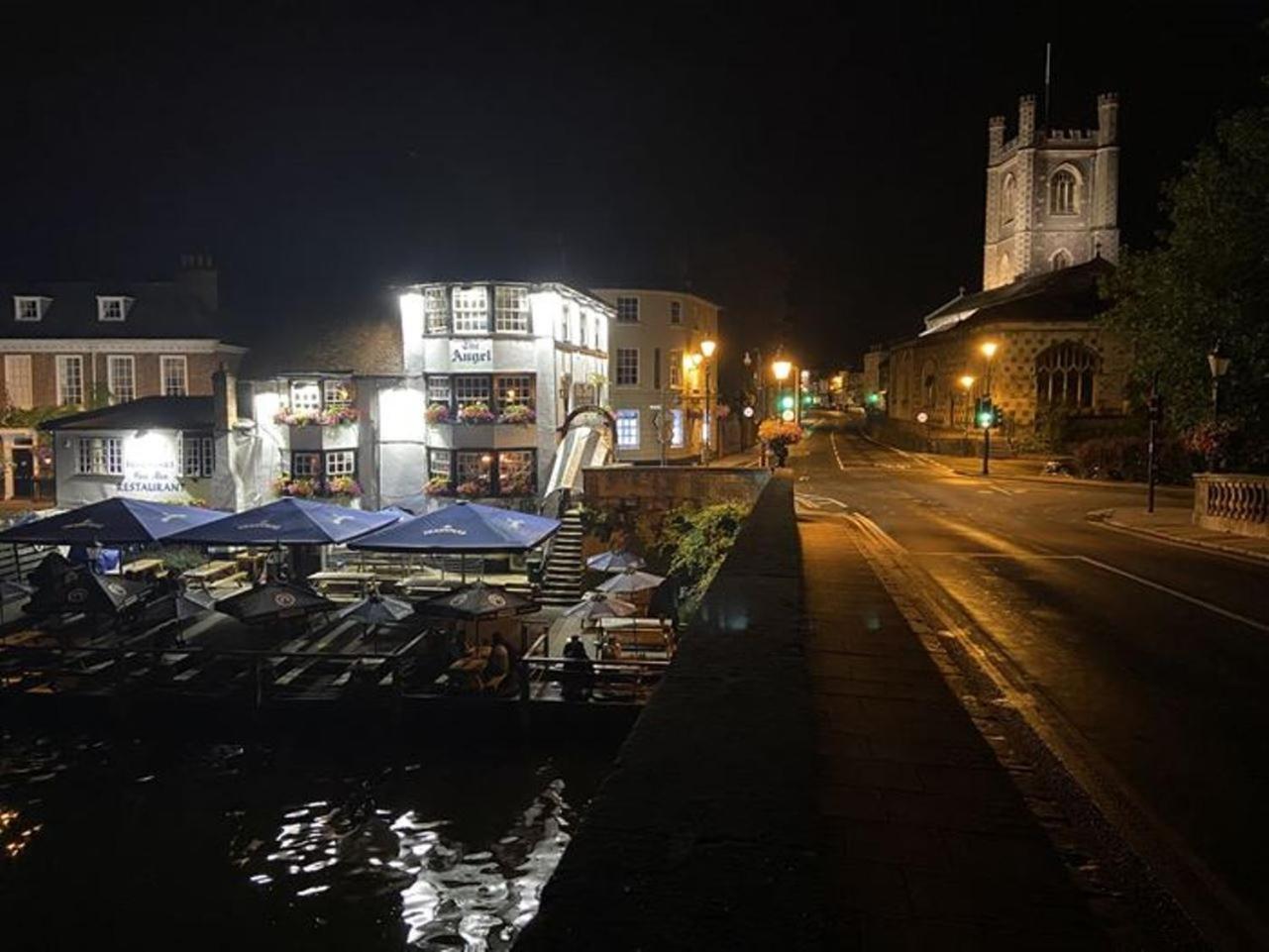 Deluxe Three Bed Bnb In Henley-On-Thames Near Station River & Town Centre Εξωτερικό φωτογραφία